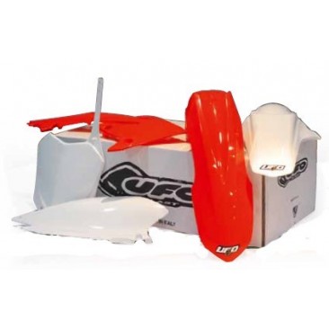 KIT PLASTIQUES UFO POUR CR85R - 03 A 07 -